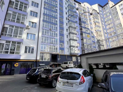 Квартира. Івано-Франківськ, Височана вул., 18 к