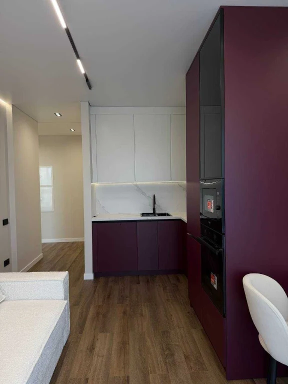 Sale of a stylish 2-room apartment with renovation in the residential complex "Quarter No. 5"