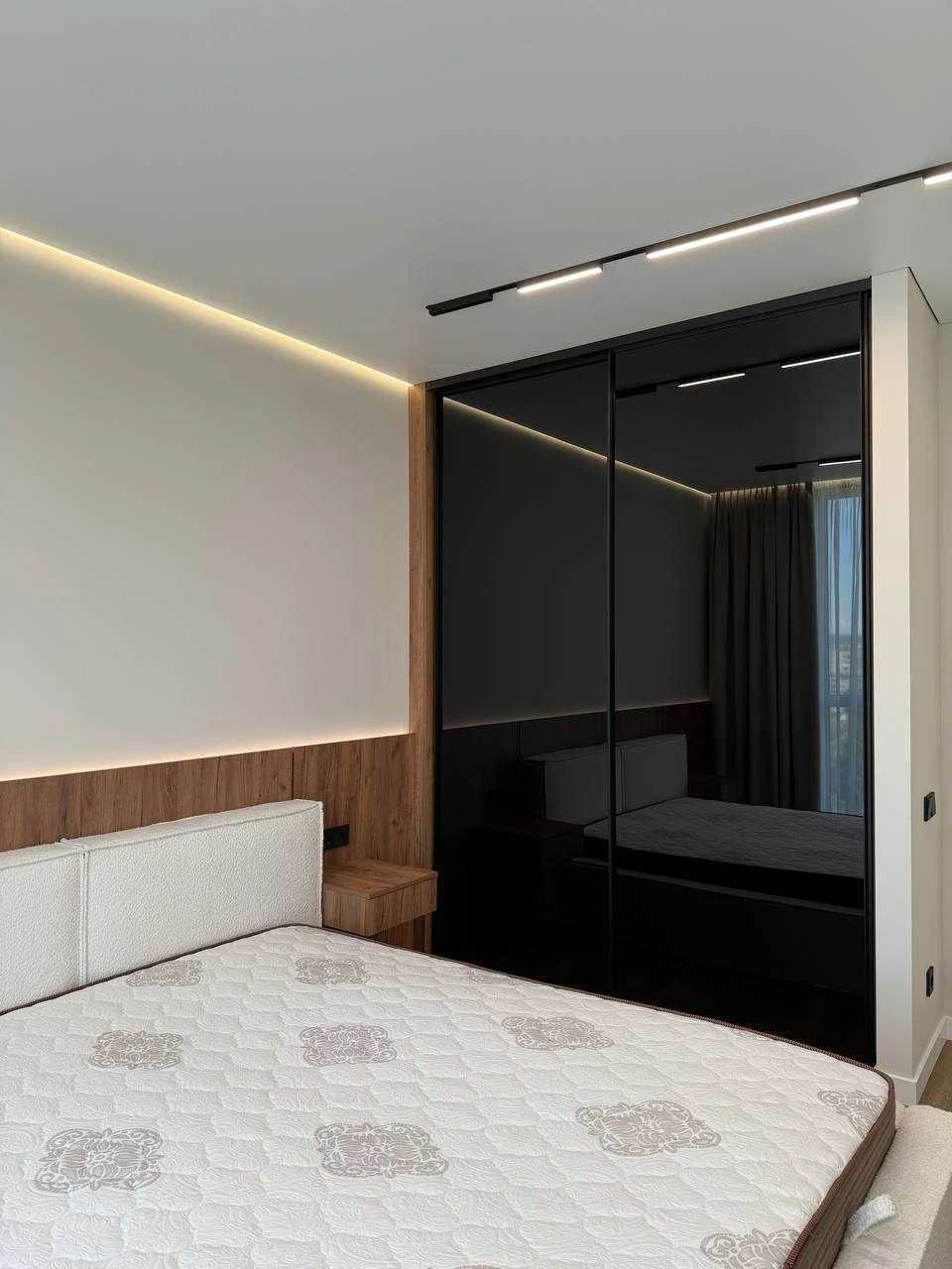 Sale of a stylish 2-room apartment with renovation in the residential complex "Quarter No. 5"