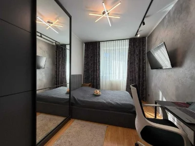 3 комнатная в центре напротив 11 школы. Новостройка – 82 м². Ле