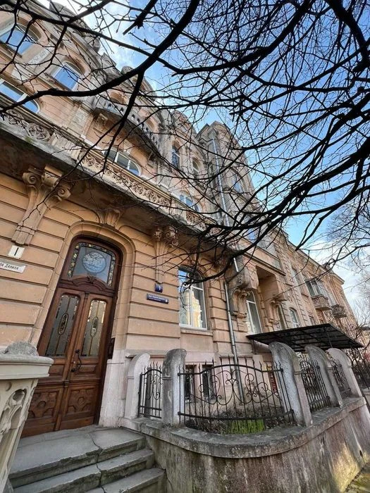 2-room apartment for sale in the city center