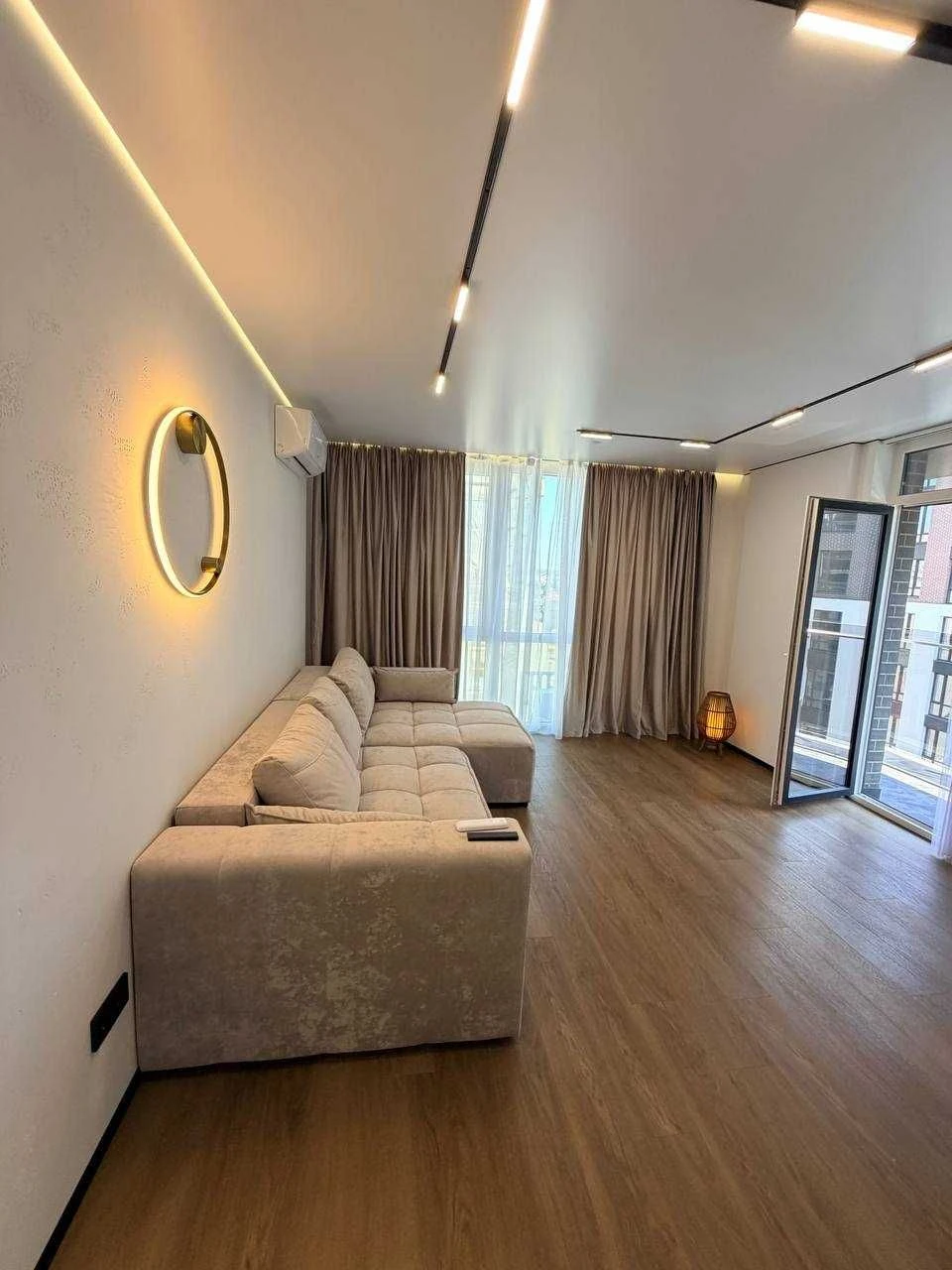 Продаж 2-кімнатної квартири в ЖК "Manhattan Up"