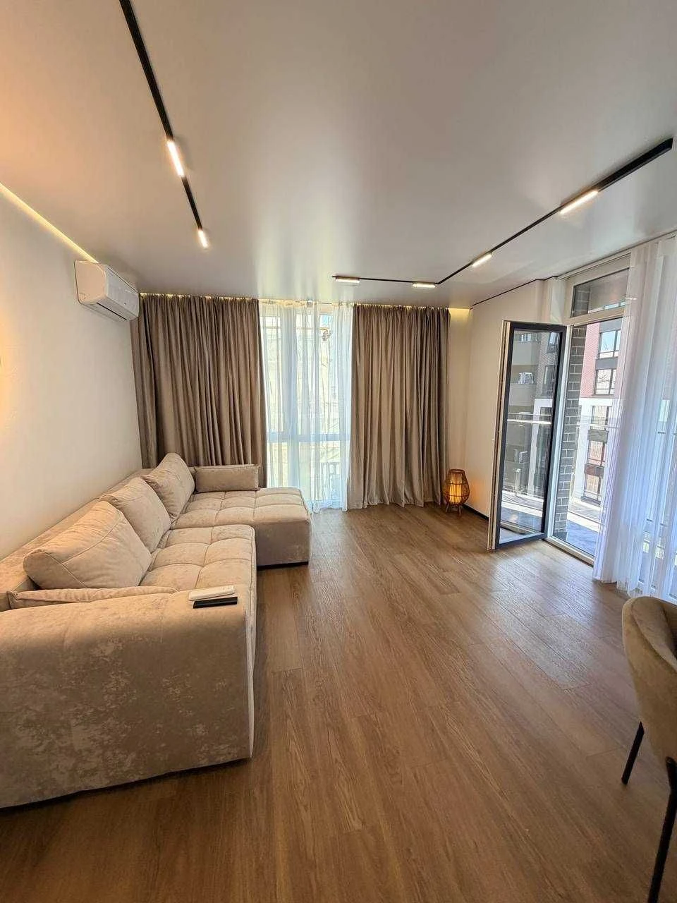 Продаж 2-кімнатної квартири в ЖК "Manhattan Up"