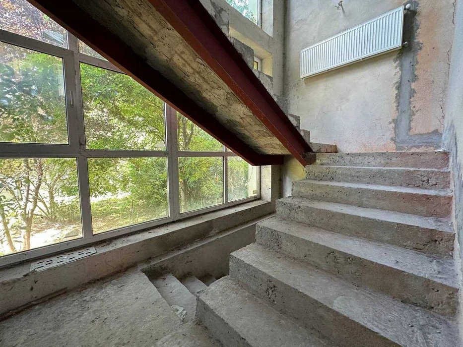 Ексклюзивна багаторівнева квартира 377,6 м² біля парку Шевче