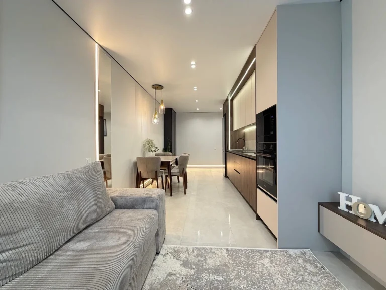 Two-room apartment in the center with a balcony in a prestigious residential area