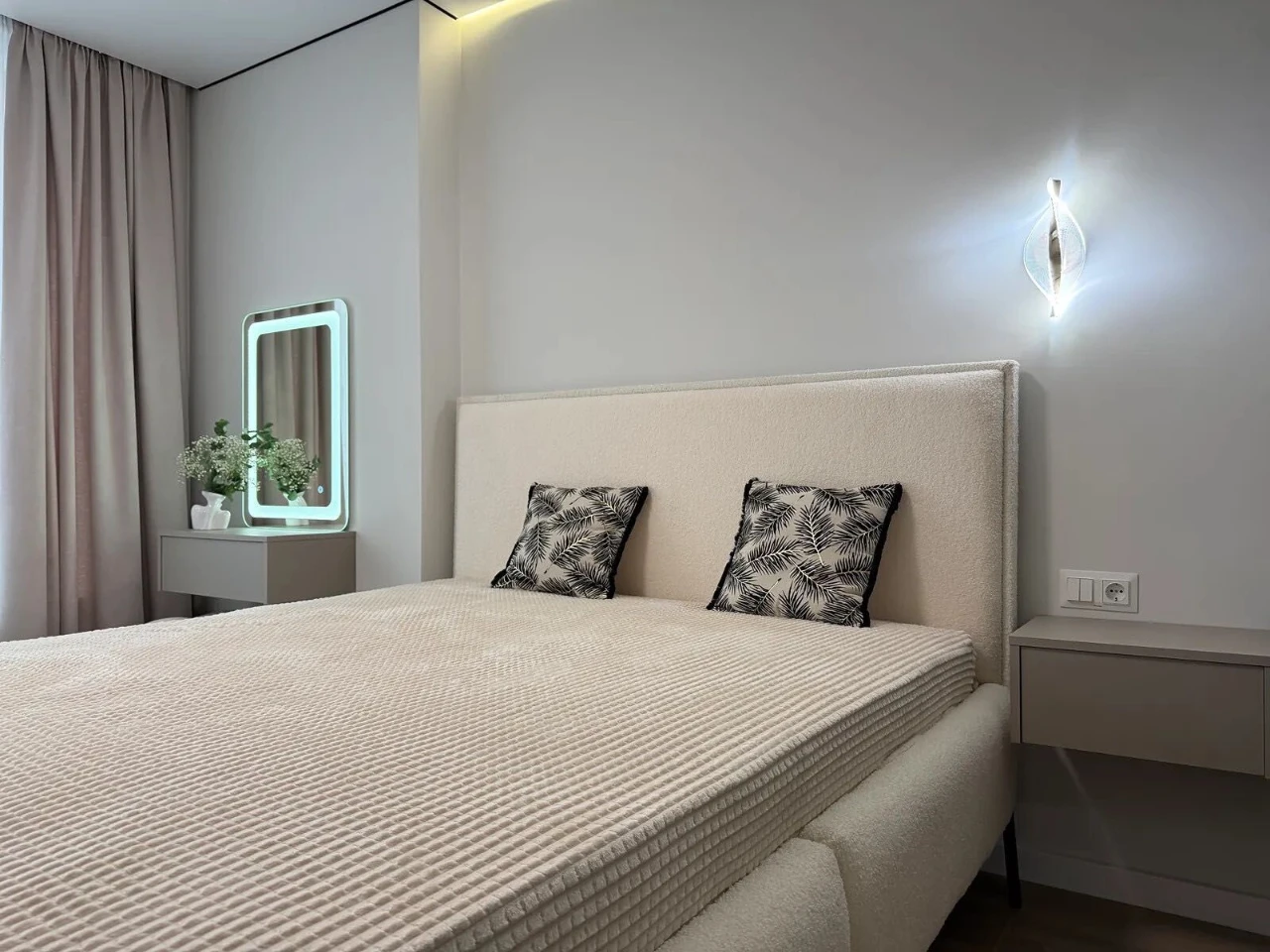 Two-room apartment in the center with a balcony in a prestigious residential area