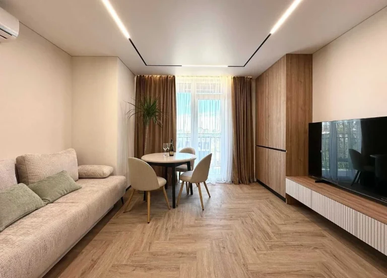 Sale of a stylish 1-room apartment + kitchen-living room in the Family P residential complex