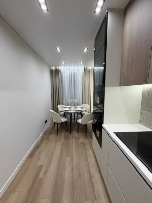 Продажа 1 ком квартиры рядом озера и центра, 3 этаж, без к