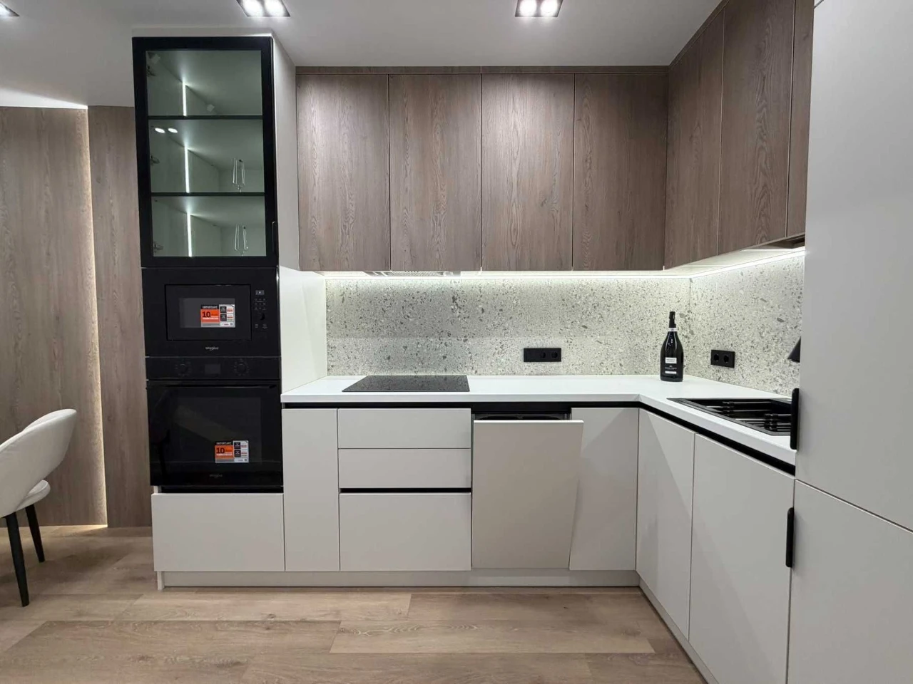 Продажа 1 ком квартиры рядом озера и центра, 3 этаж, без к