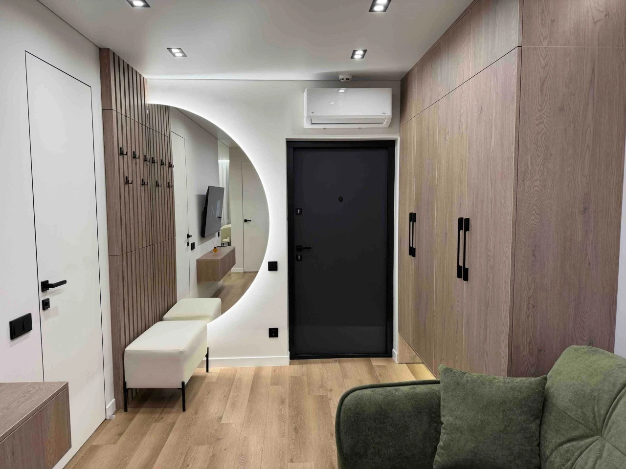 Продажа 1 ком квартиры рядом озера и центра, 3 этаж, без к