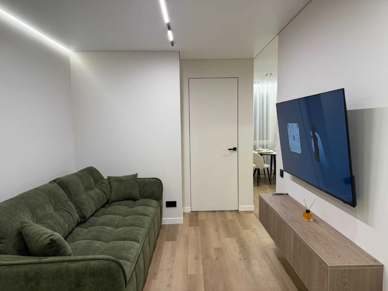 Продажа 1 ком квартиры рядом озера и центра, 3 этаж, без к