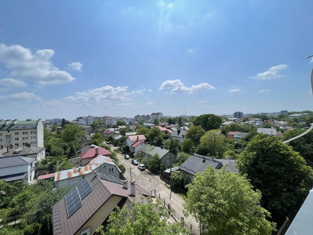 Продаж двох кімнатної квартири з ремонтом Єоселя, постанова