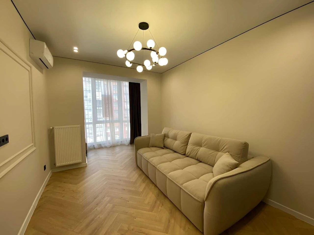 Sale of a 2-room apartment with renovation in a new residential complex