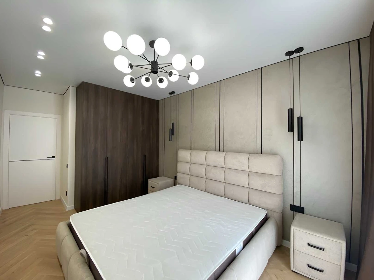 Sale of a 2-room apartment with renovation in a new residential complex