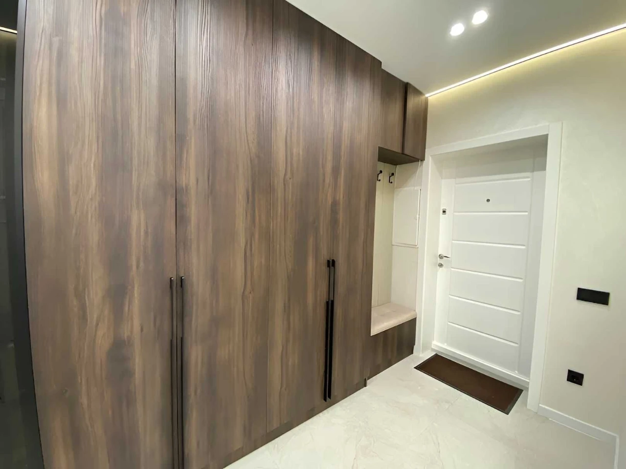 Sale of a 2-room apartment with renovation in a new residential complex