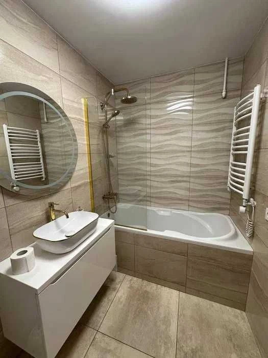 Продаж великої 3 кімнатної вул. Галицька