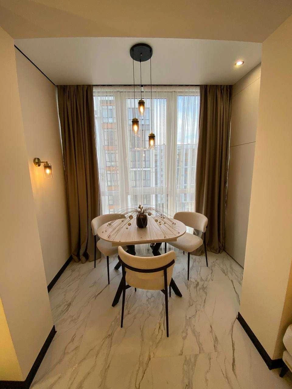 Sale of a stylish 2-room apartment in the residential complex "Lypky"