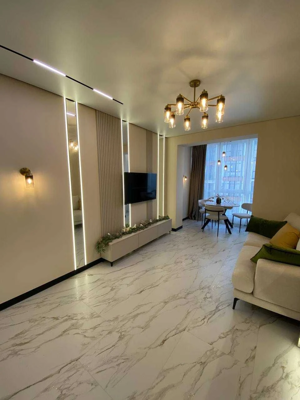 Sale of a stylish 2-room apartment in the residential complex "Lypky"