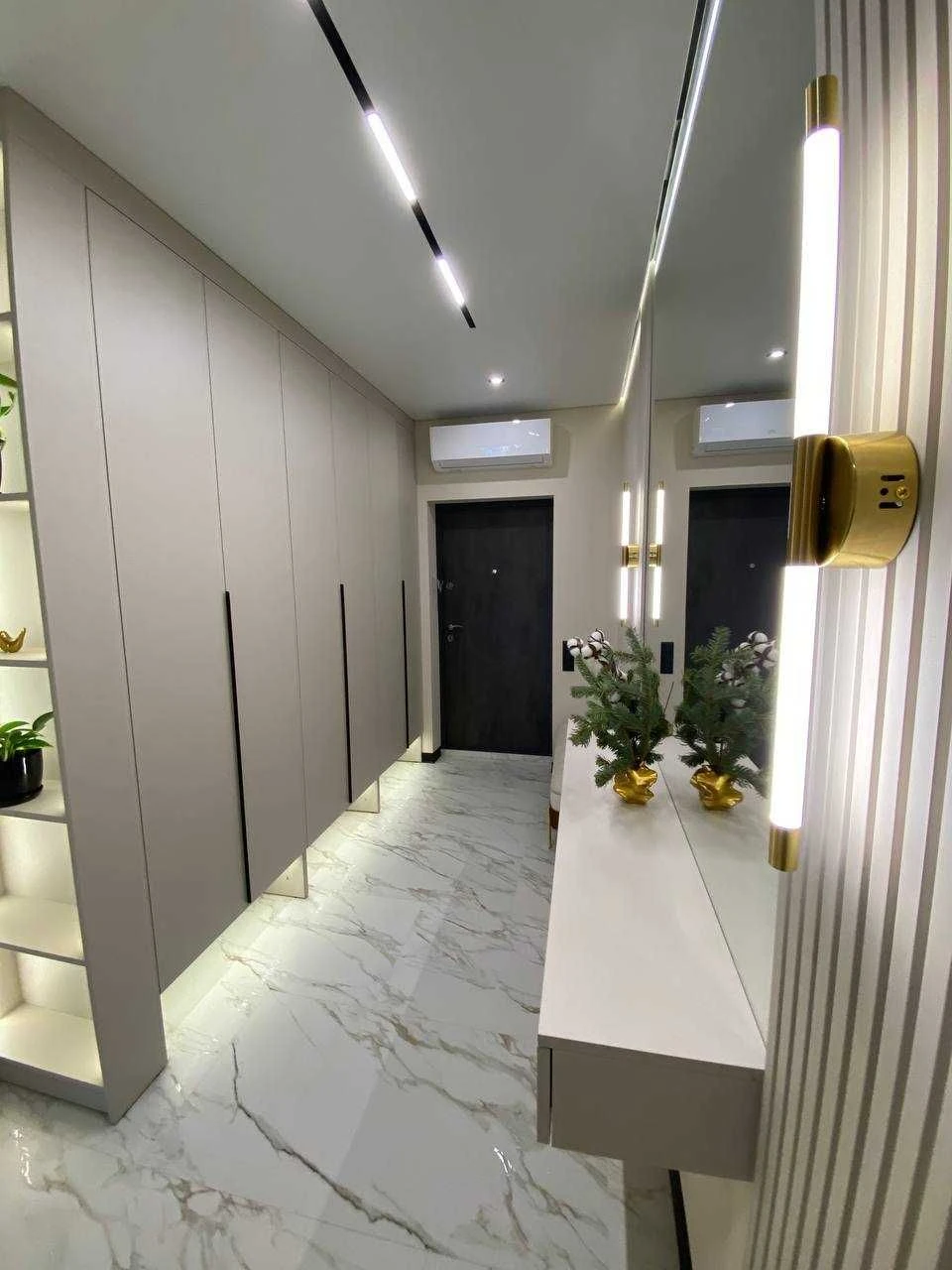 Sale of a stylish 2-room apartment in the residential complex "Lypky"