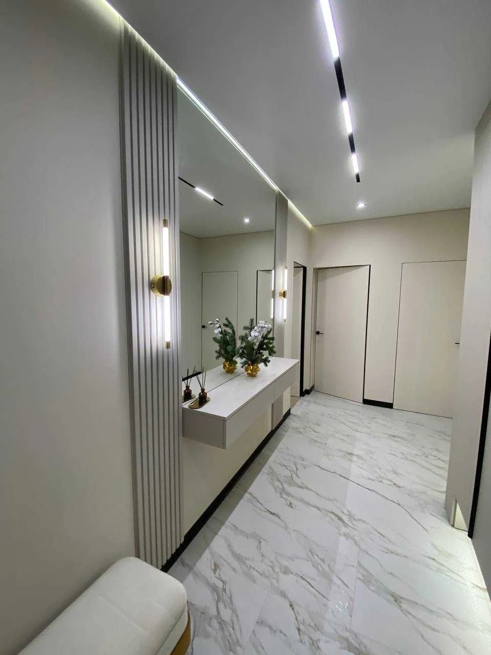 Sale of a stylish 2-room apartment in the residential complex "Lypky"