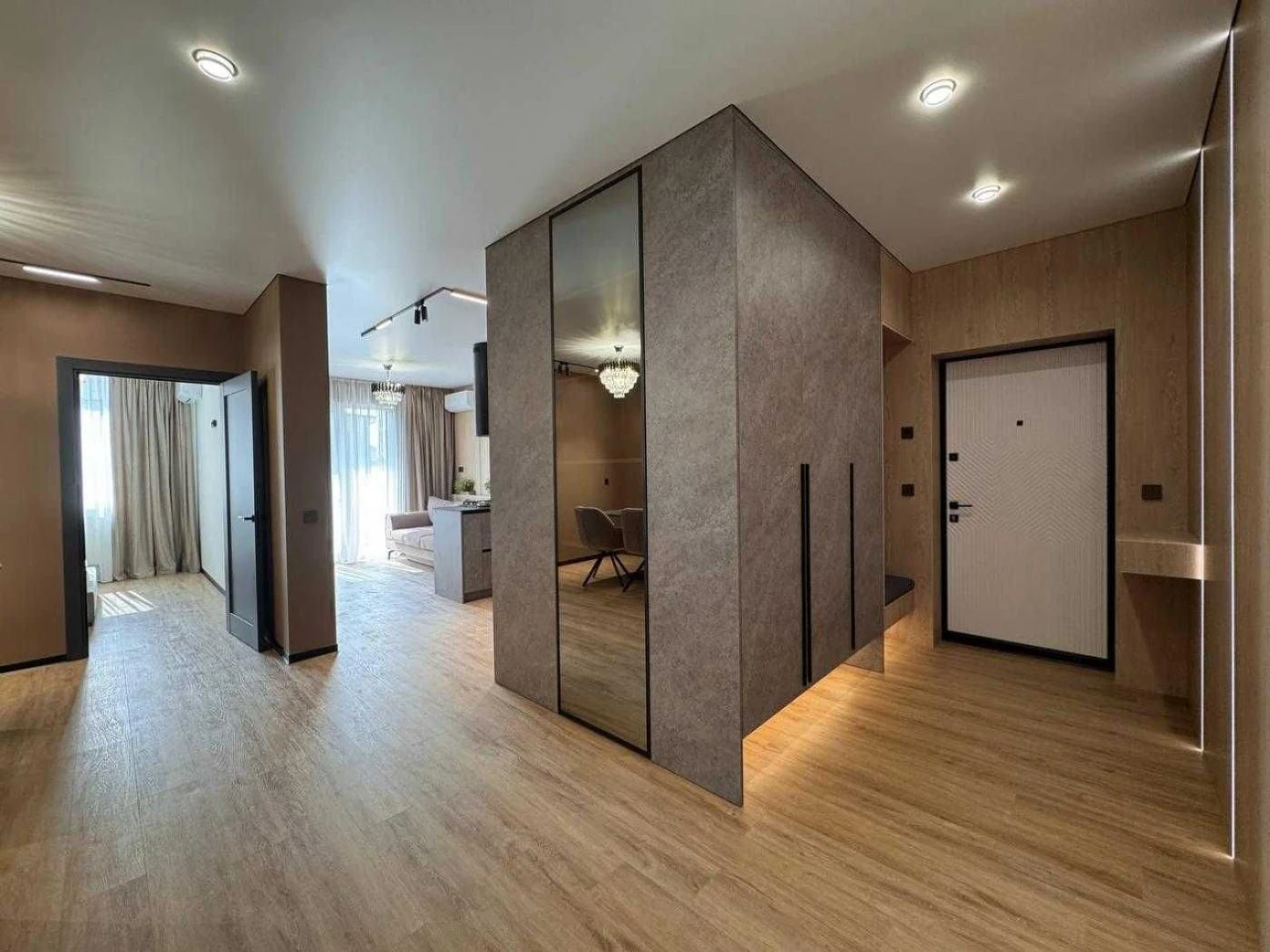 Sale of an exclusive 3-room apartment with designer renovation
