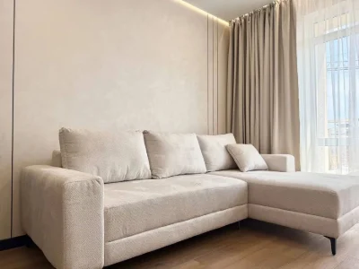 Luxurious 2-room apartment with a balcony in the residential complex Lipki 2