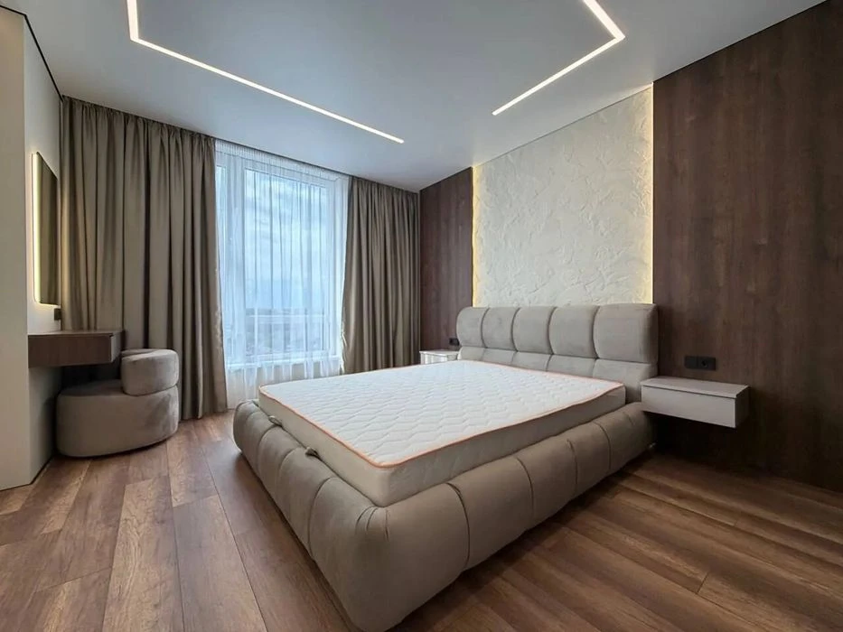 The cheapest one-room apartment in the Manhattan residential complex near the lake 45
