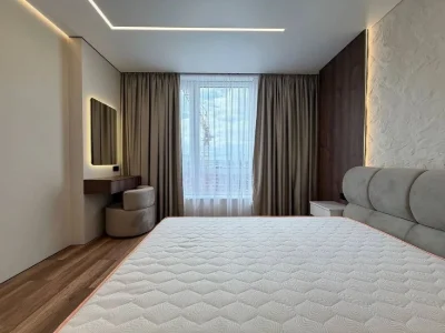 The cheapest one-room apartment in the Manhattan residential complex near the lake 45