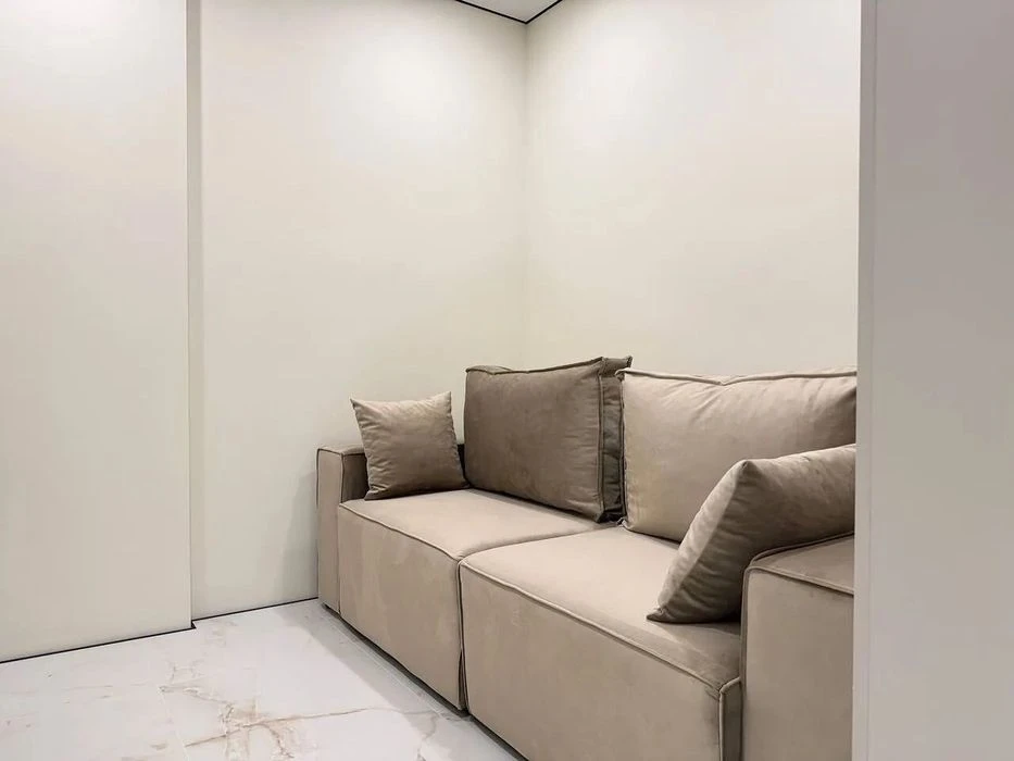 The cheapest one-room apartment in the Manhattan residential complex near the lake 45