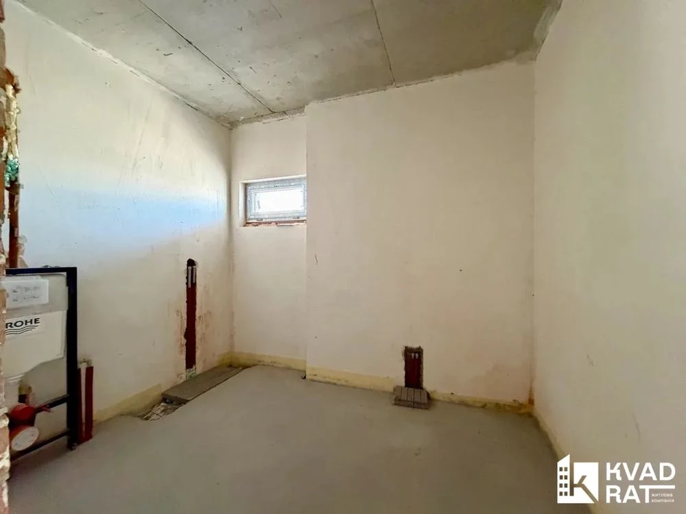 Продаж три кімнатної квартири в ЖК Манхетен Перша черга, обж