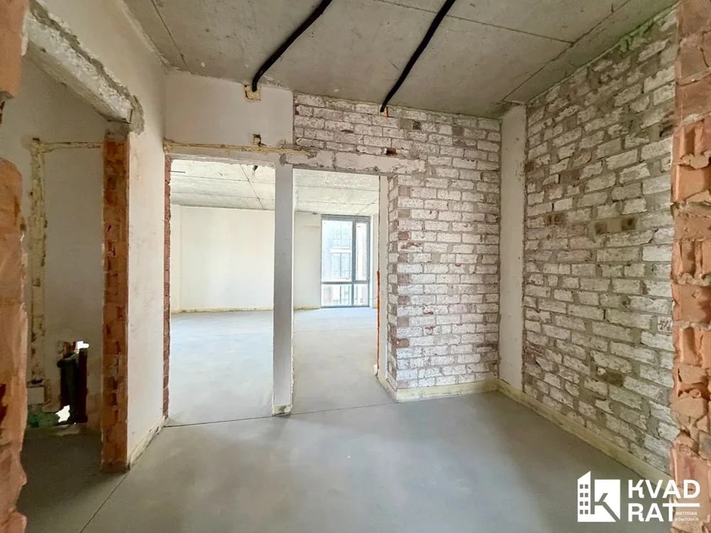 Продаж три кімнатної квартири в ЖК Манхетен Перша черга, обж