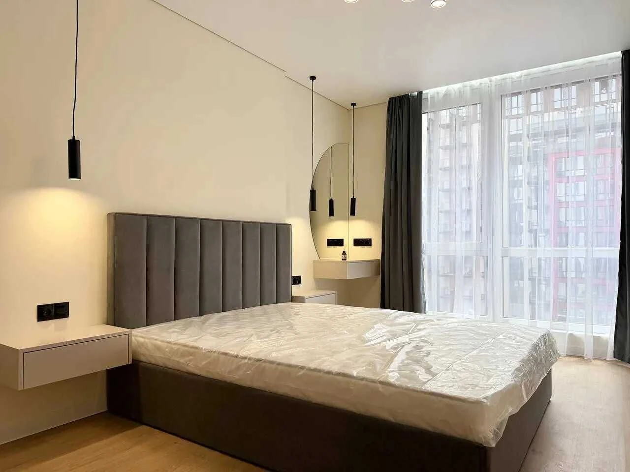 One-room apartment with renovation near the lake with a swimming pool on the ground floor