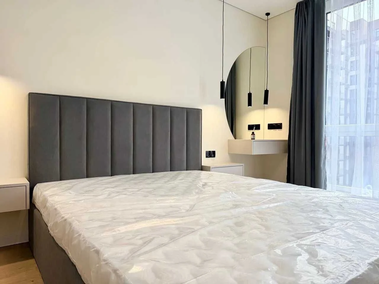 One-room apartment with renovation near the lake with a swimming pool on the ground floor
