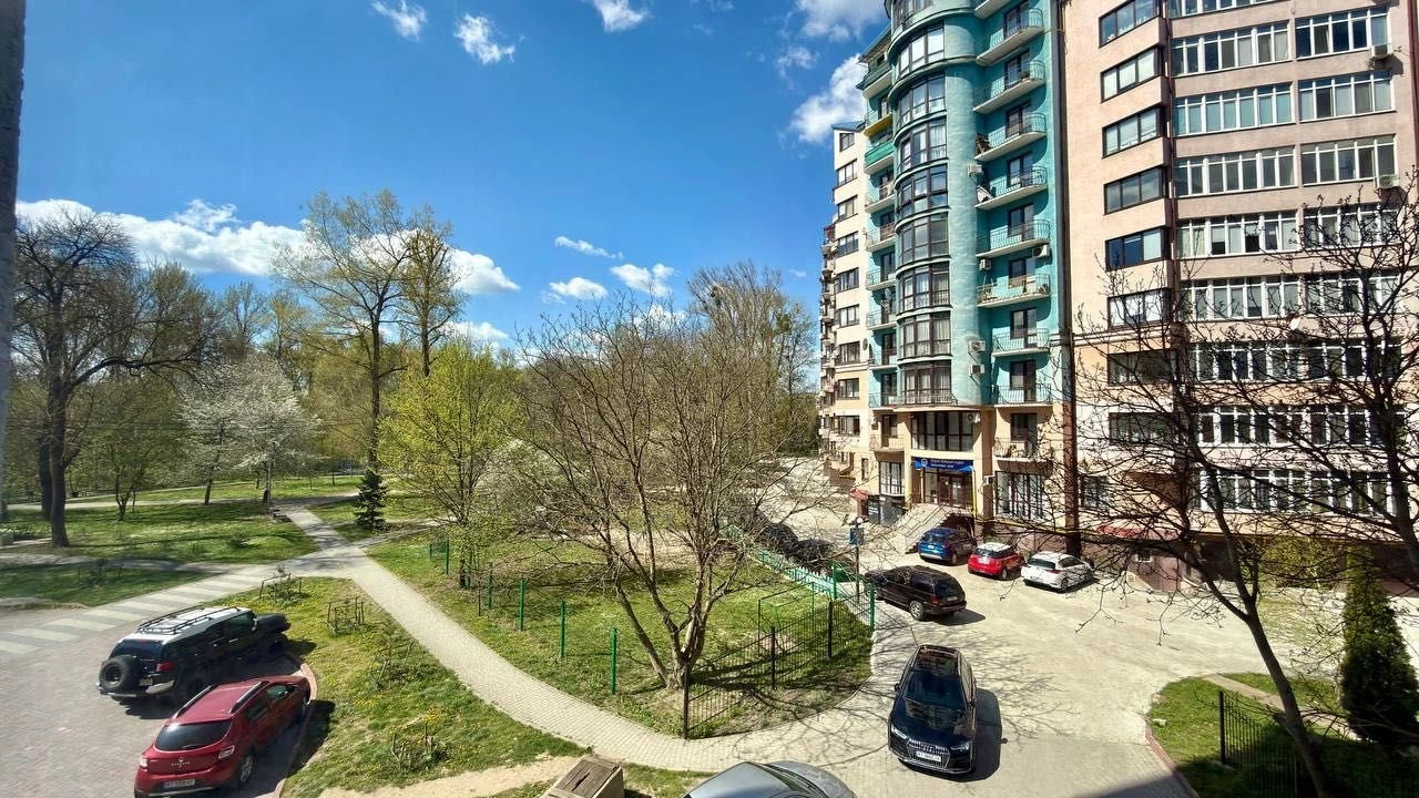 2-room apartment for sale with a cool renovation in a new building