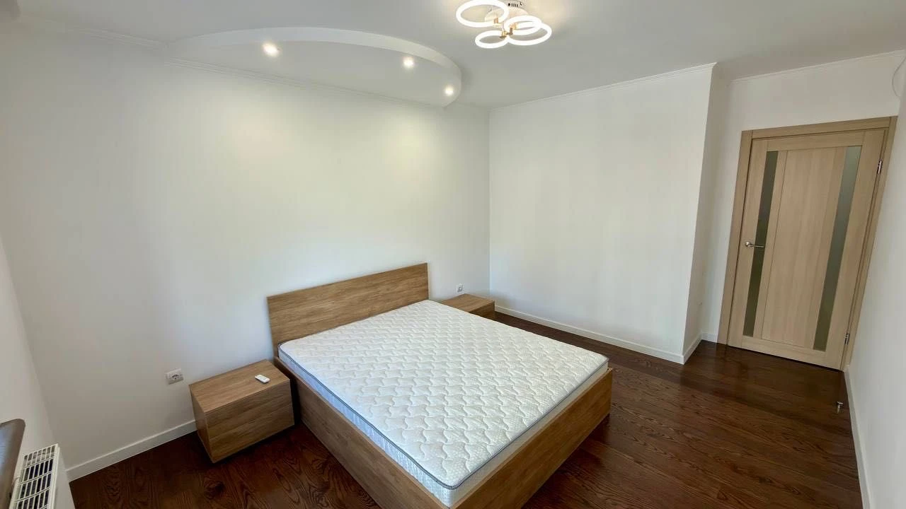 2-room apartment for sale with a cool renovation in a new building