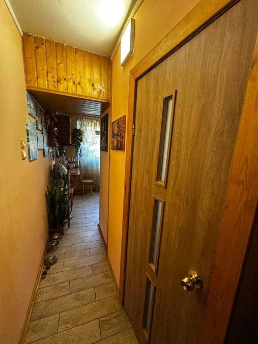 Продається простора двохкімнатна квартира у мікрорайоні Каск