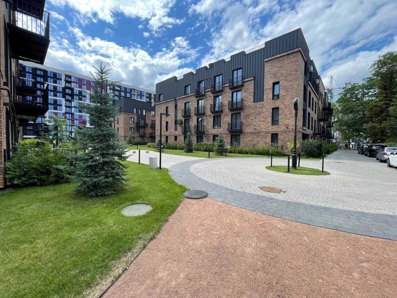 Three-room apartment for sale with renovation Klubne Mistechko 12
