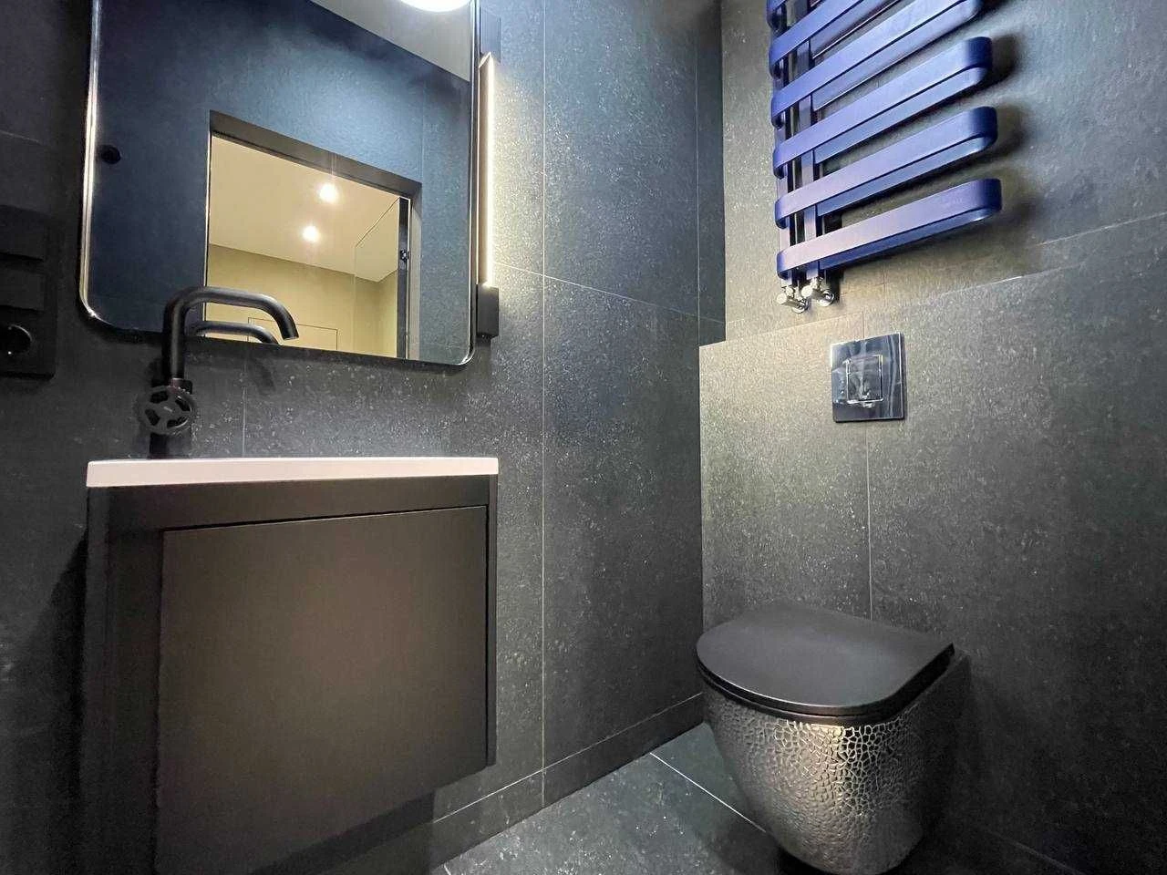 Three-room apartment for sale with renovation Klubne Mistechko 12