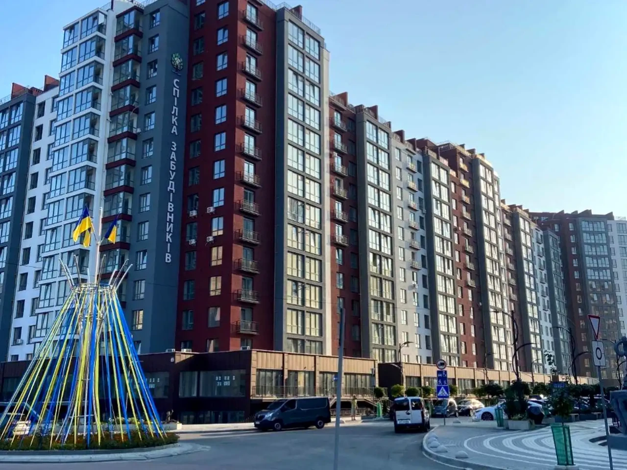 Продажа квартиры 2-комн. 64 м² 13/14 эт.