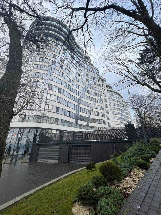 Краєвидна 3к квартира в ЖК Парус