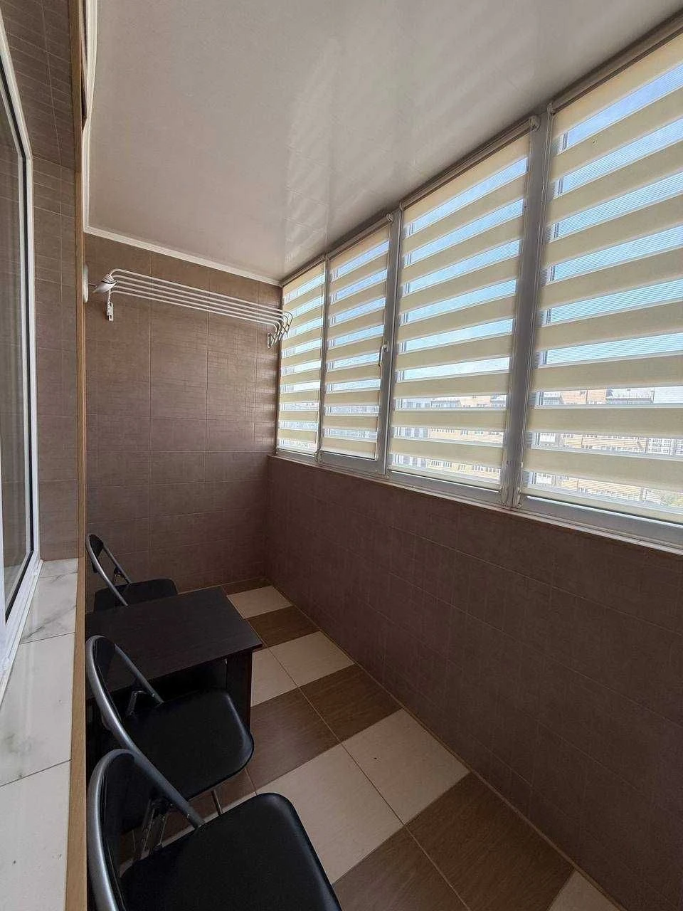 Large two-room apartment on Fedkovycha!