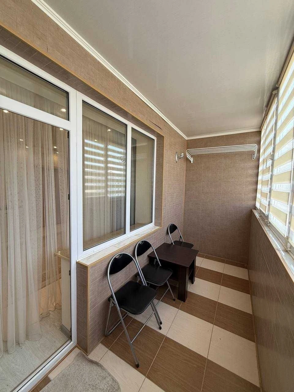 Large two-room apartment on Fedkovycha!