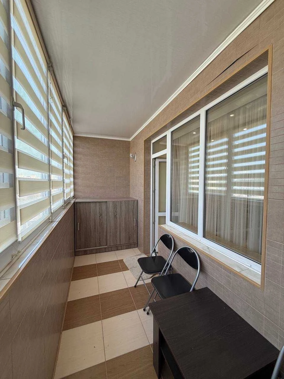 Large two-room apartment on Fedkovycha!