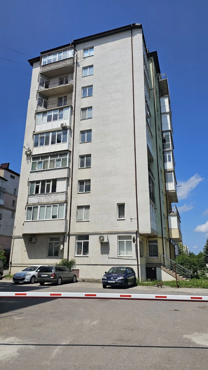 2-room apartment with renovation in a new building on Ivasyuka St., Iv