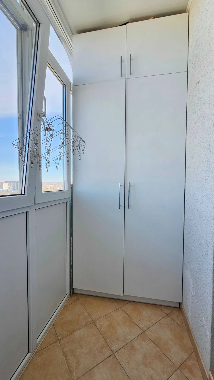 2-room apartment with renovation in a new building on Ivasyuka St., Iv