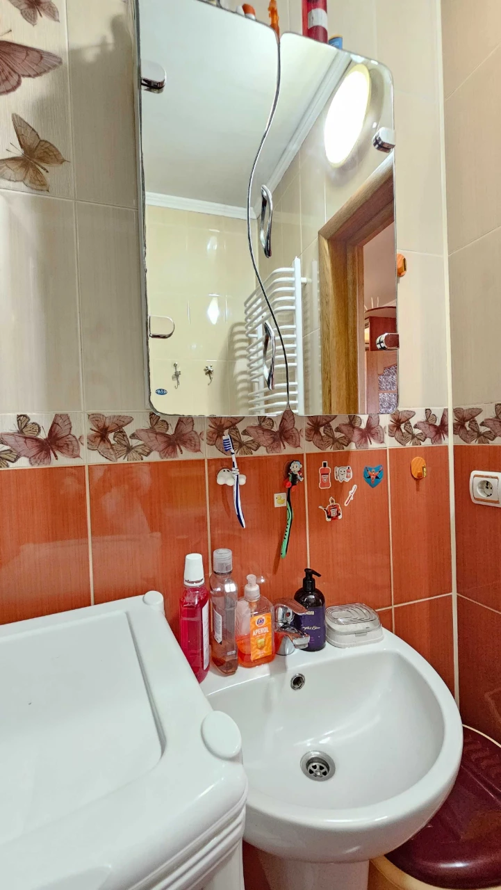 2-room apartment with renovation in a new building on Ivasyuka St., Iv
