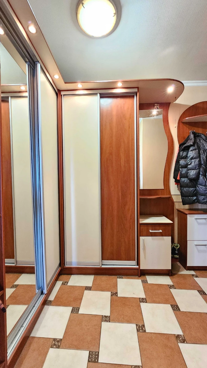 2-room apartment with renovation in a new building on Ivasyuka St., Iv