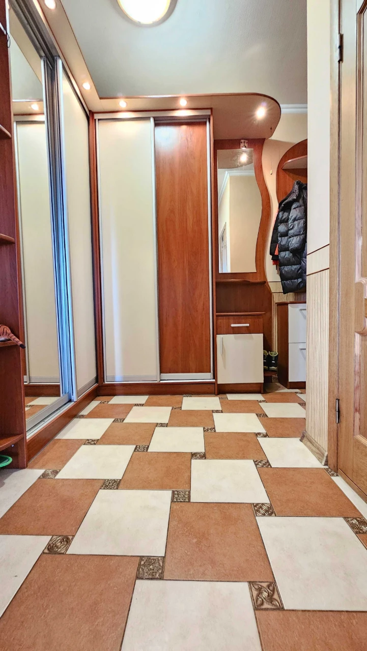 2-room apartment with renovation in a new building on Ivasyuka St., Iv