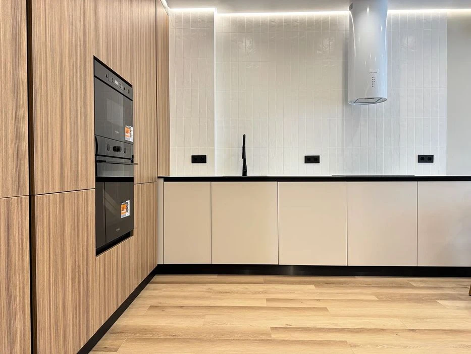 Elite one-room apartment with kitchen-living room in the city center