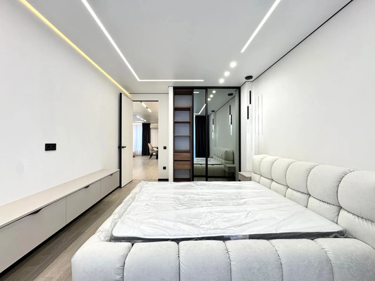 3 bedroom in Manhattan with renovation by the lake 93.3m2